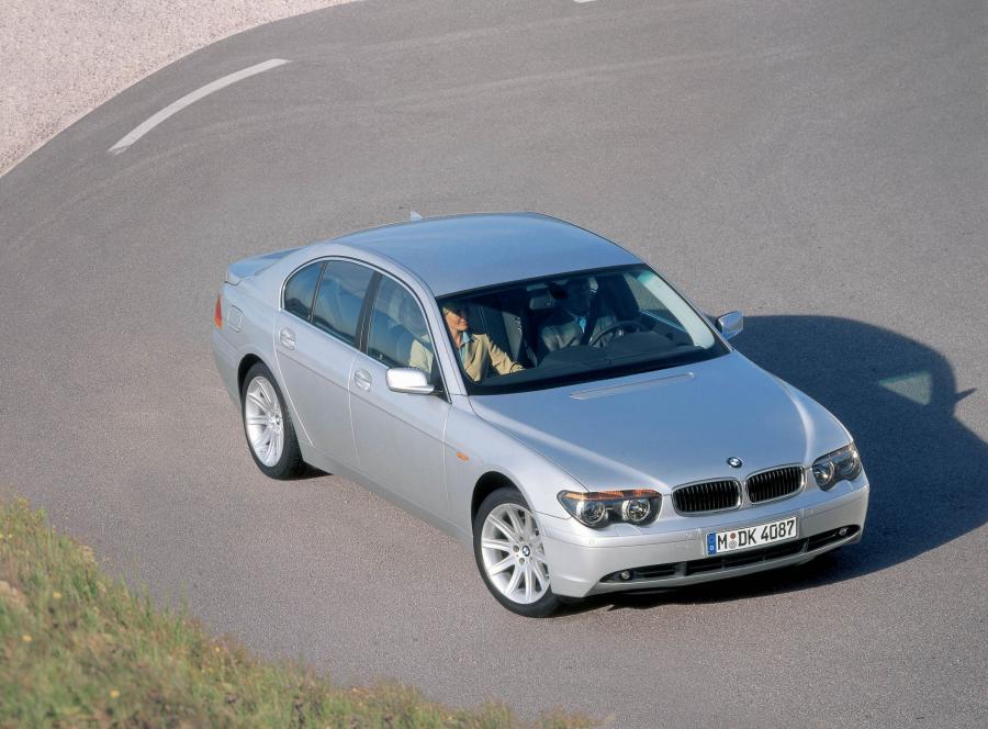  BMW 7-Series 2002 года  (фото 22 из 79)